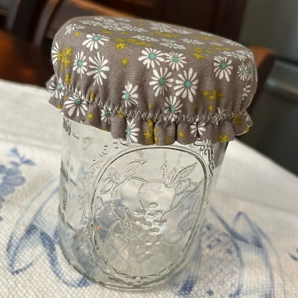 Fabric reusable jar cover